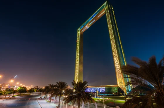 Dubai Panorama Frame — Entry & Experience